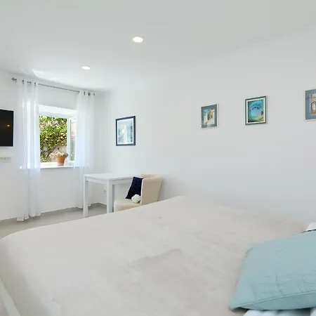 Apartment Hedera A10 *