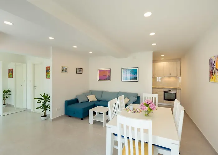 Apartament Hedera A10 *